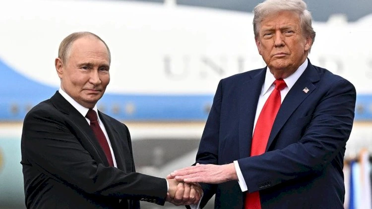 Putin Trampa təbrik göndərdi