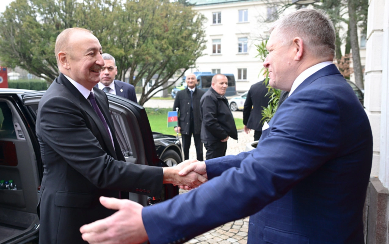 Prezident Slovakiya Baş nazirinə təşəkkür etdi