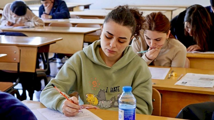 Bazar günü 56 mindən çox abituriyent üçün imtahan keçiriləcək
