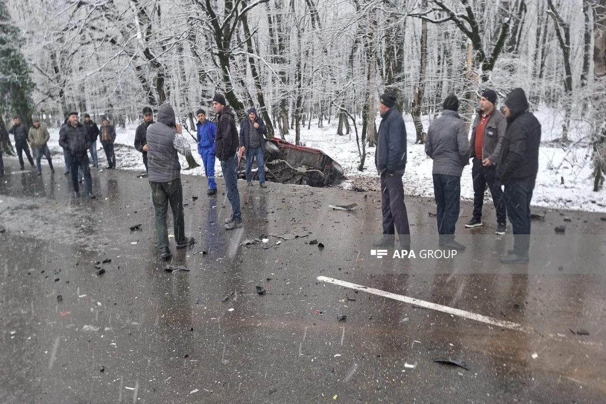 İsmayıllıda zəncirvarı qəza - İki nəfər öldü - FOTO