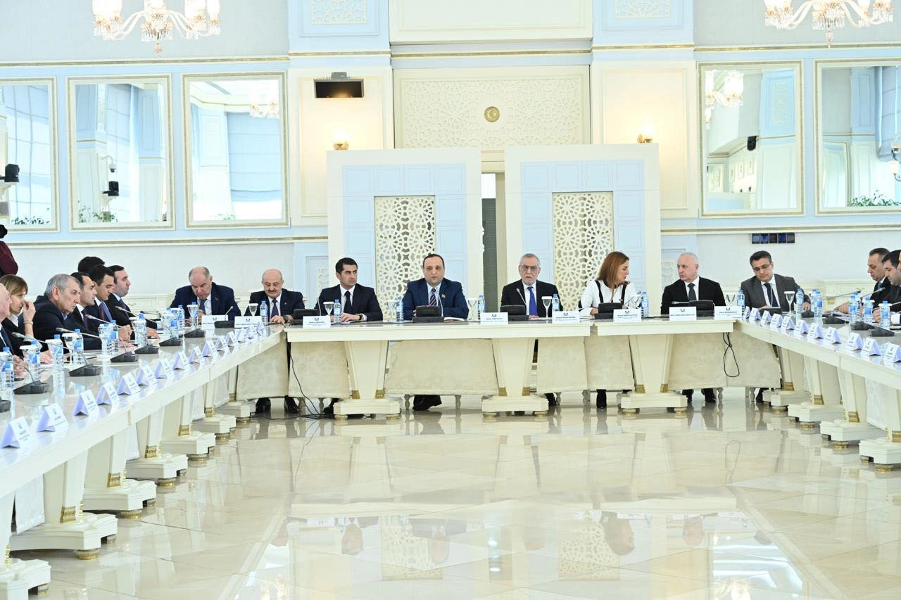 Bədən Tərbiyəsi və İdman Günü ilə bağlı tədbir keçirildi - FOTOLAR
