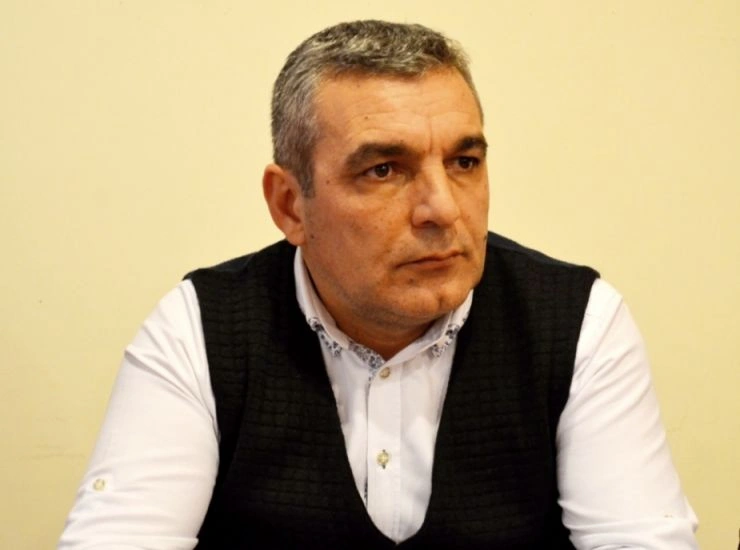 Partiya sədrləri nə qədər qazanır? - 400-dən 4000-ə.... - SORĞU