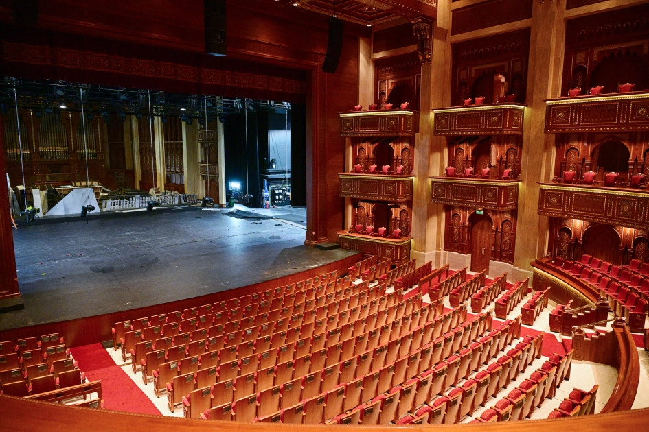 Leyla Əliyeva Omanda Sultan Opera Evində olub