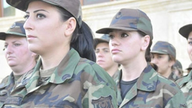 Minlərlə qadın Orduda çalışır – Rəqəmlər açıqlandı