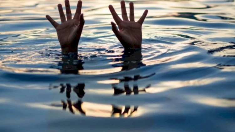 İki gün əvvəl dənizdə batan gəncin axtarışları davam etdirilir